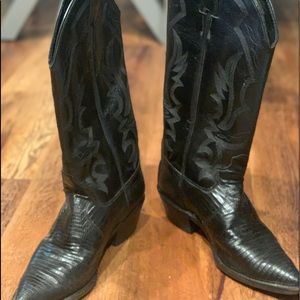 Justin woman’s black cowboy boots